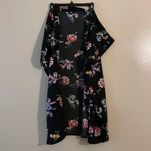 Floral cover up, one size. Color black, red, white, purple, yellow and green.